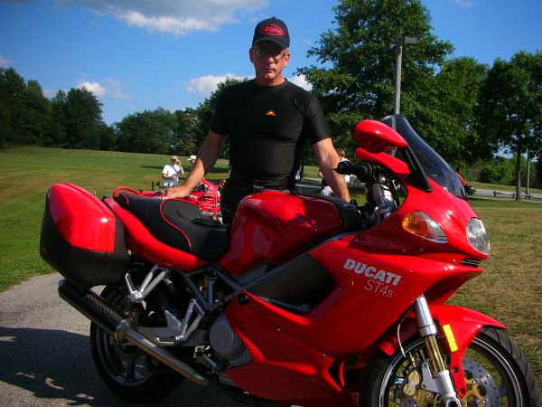 Ducati Enthusiast Sport Motorcycle Organization